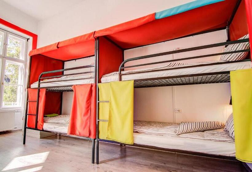 Standard Trippelrum Delat Badrum, Pal's Mini Hostel