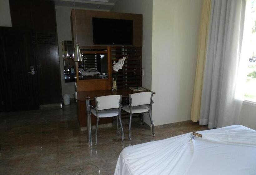 スタンダード4人部屋, Paradise Inn