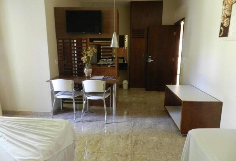 スタンダード4人部屋, Paradise Inn