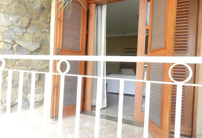 デラックスルーム, Paradise Inn