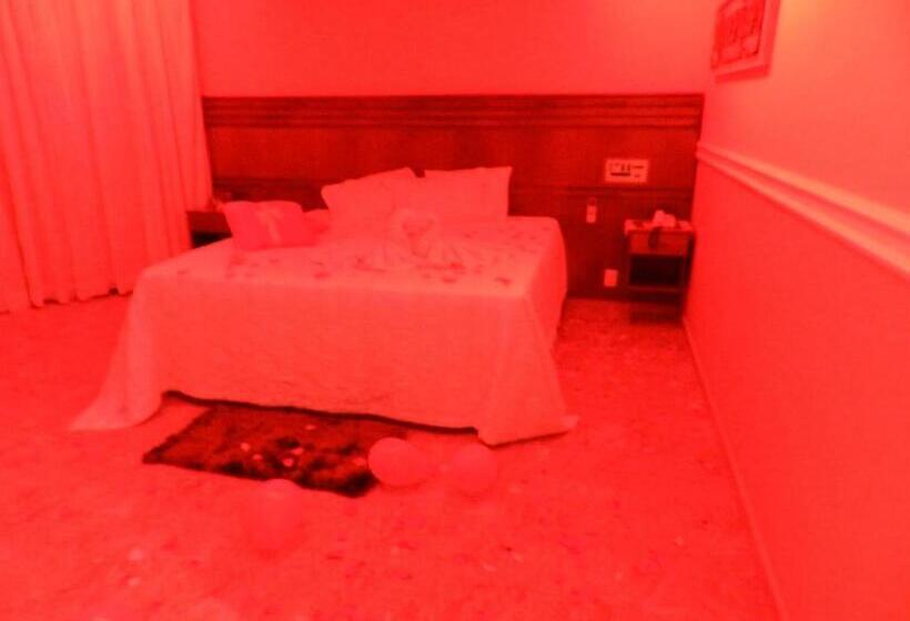 ハイドロマッサージバス付きスイート, Paradise Inn