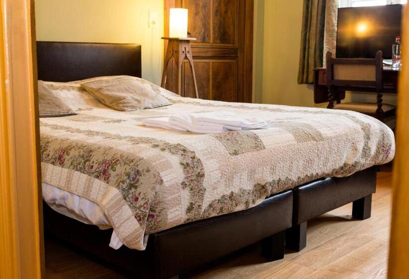 Полулюкс, B&b Aux Quatre Bonniers