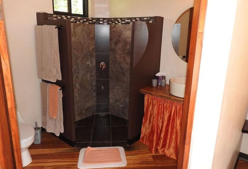 غرفة بريميوم رباعية, Mei Tai Cacao Lodge