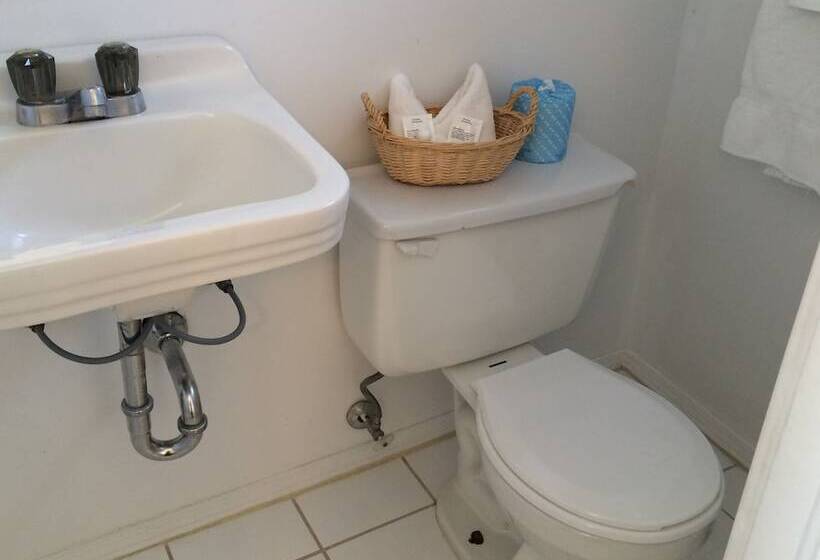 Номер Стандарт 2 Двуспальные Кровати, Glenhaven Motel