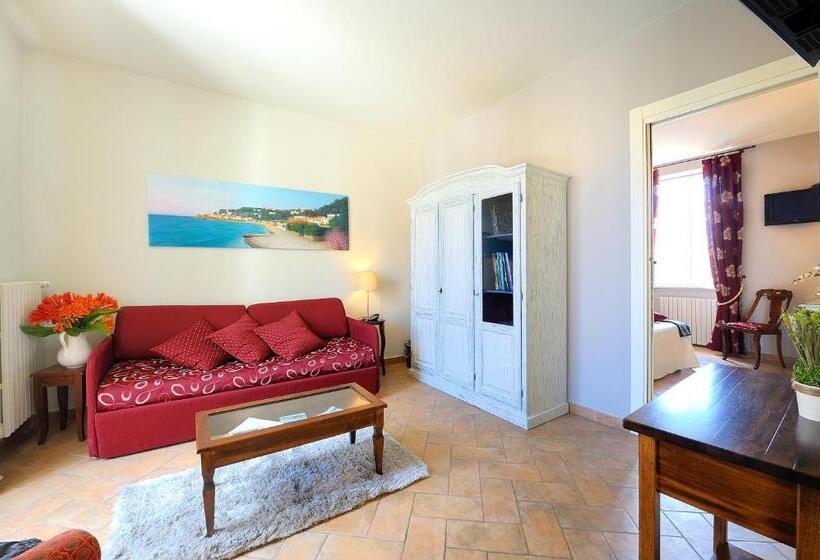 جناح جونيور, Albergo Giuan Arma Di Taggia