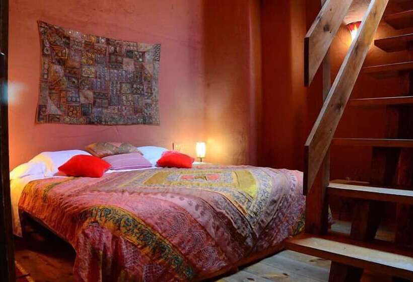 复式房间, Alma De Romero