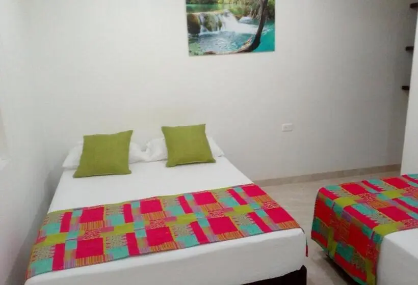 Economy Triple Room, Oasis De La Tatacoa
