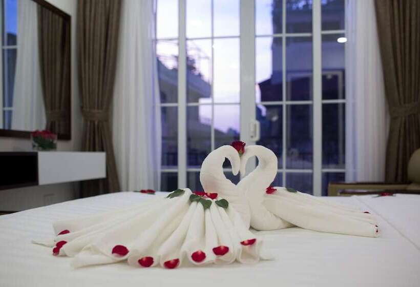 سوییت جونیور با بالکن, Dream Central