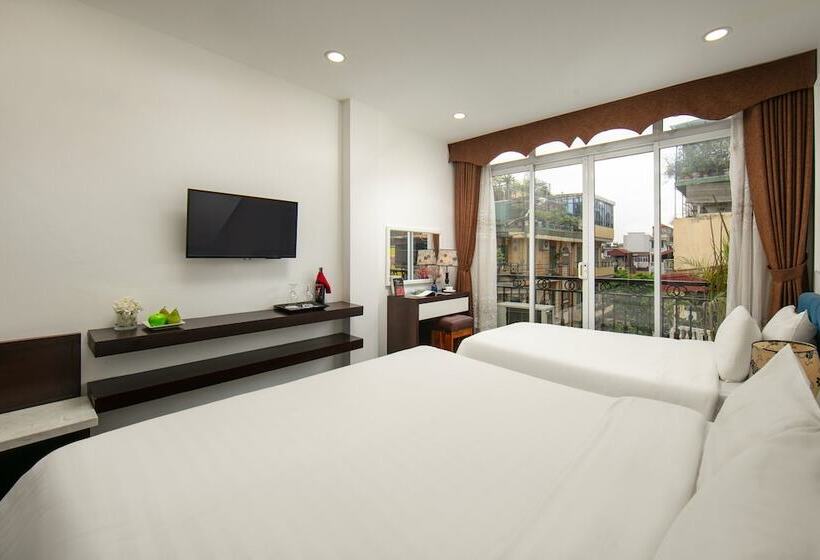 سوییت خانوادگی, Dream Central