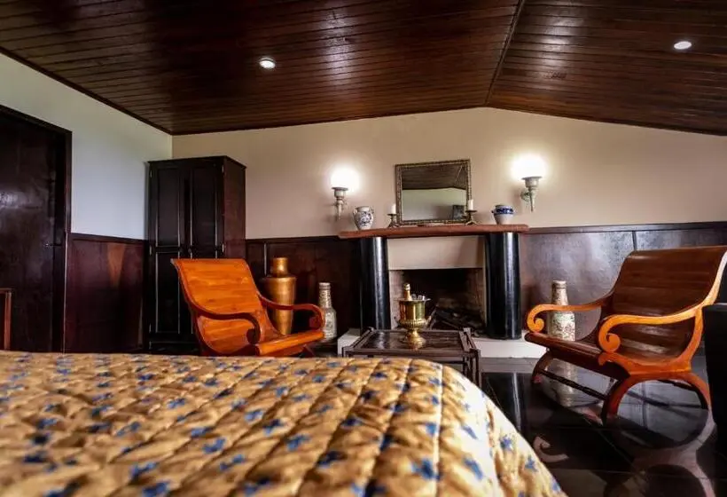 Präsidenten Suite, Highlander