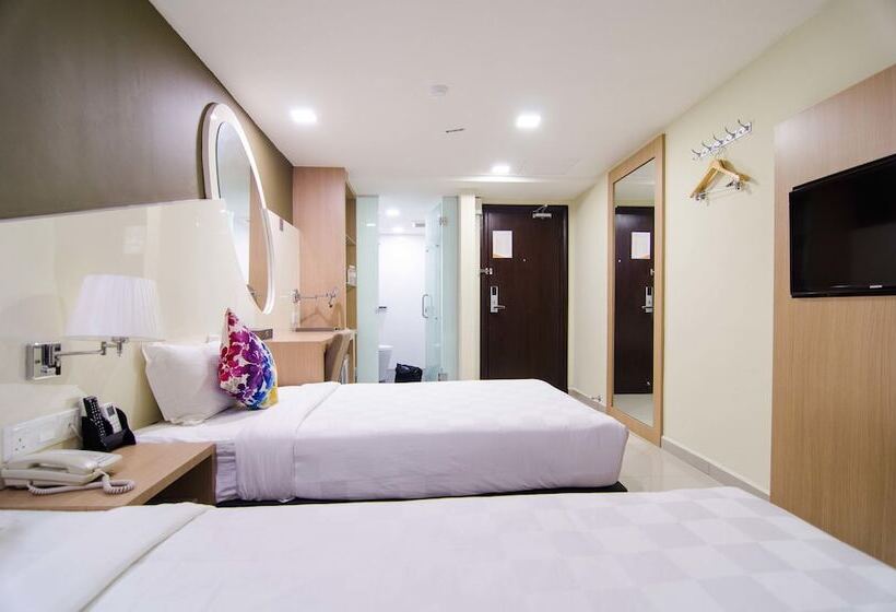 Номер Deluxe, Mornington Hotel Sitiawan