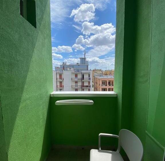 주니어 스위트 바다 전망, Rainbow