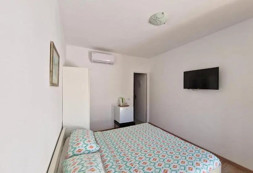Standard-huone, Rooms Lav