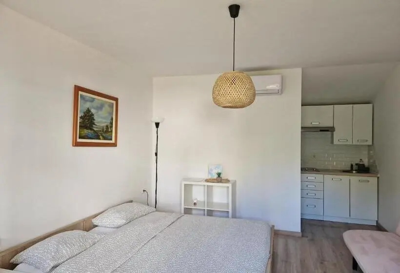Standard-studio King-vuode, Rooms Lav