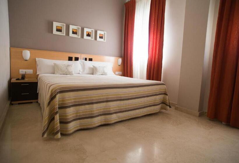 اتاق استاندارد سه نفره, Hostal Albero by eme hoteles