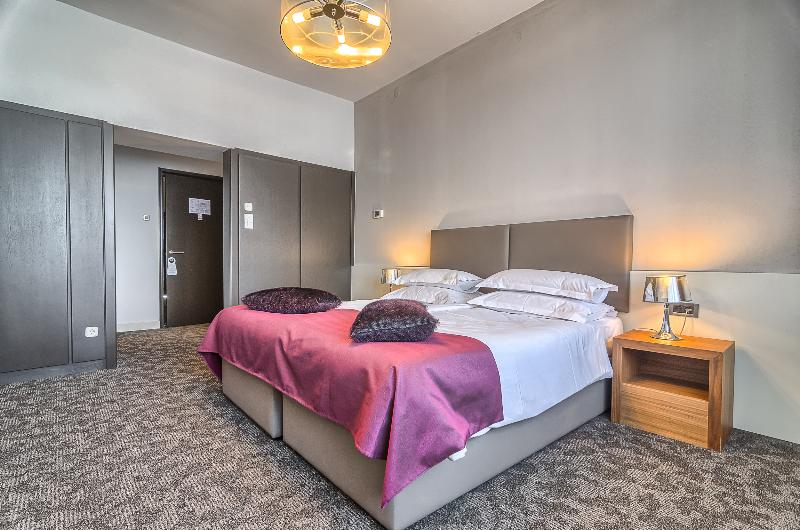 غرفة قياسية مطلّة علي البحر مزوَّدة بشُرفة, Brijuni Hotel Istra