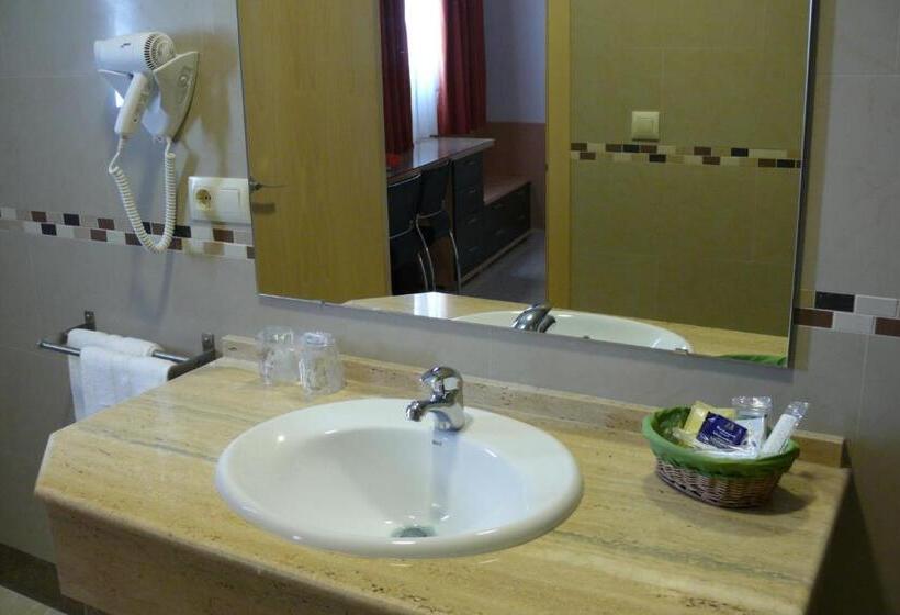 اتاق استاندارد, Hostal Albero by eme hoteles