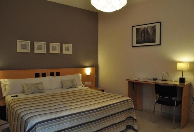 اتاق استاندارد, Hostal Albero by eme hoteles