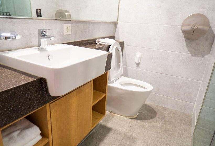 غرفة قياسية, Jongno Lumia Tourist