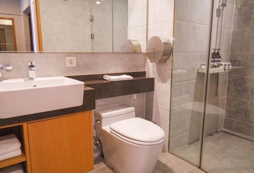 غرفة قياسية, Jongno Lumia Tourist