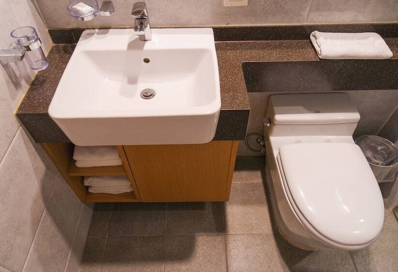 غرفة قياسية, Jongno Lumia Tourist