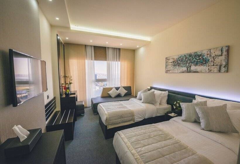 Quarto deluxe vista mar, Louis V Hotel Beirut