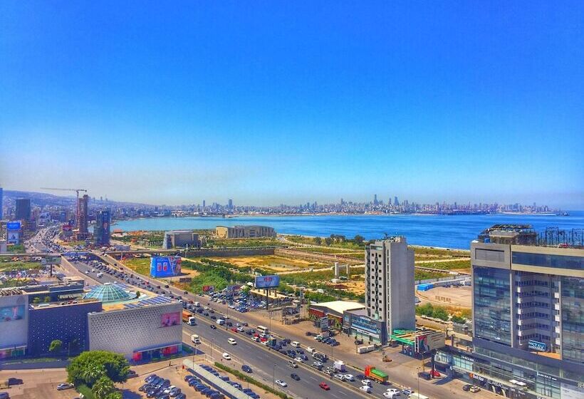 Suite Deluxe Vista Mar, Louis V Hotel Beirut