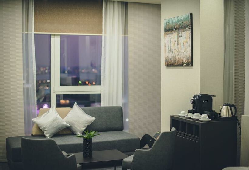 Suite Deluxe Vista Mar, Louis V Hotel Beirut