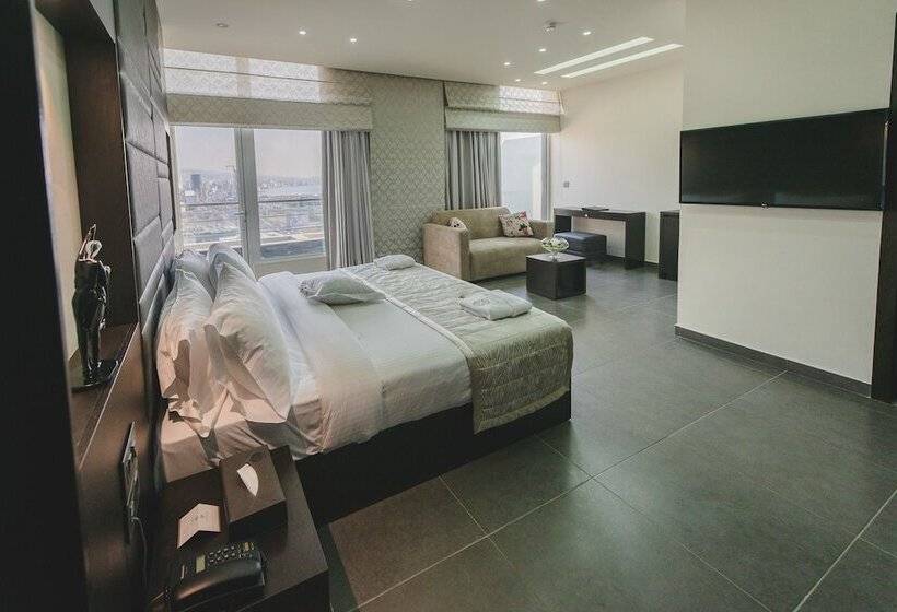 Suite Vista Mar, Louis V Hotel Beirut