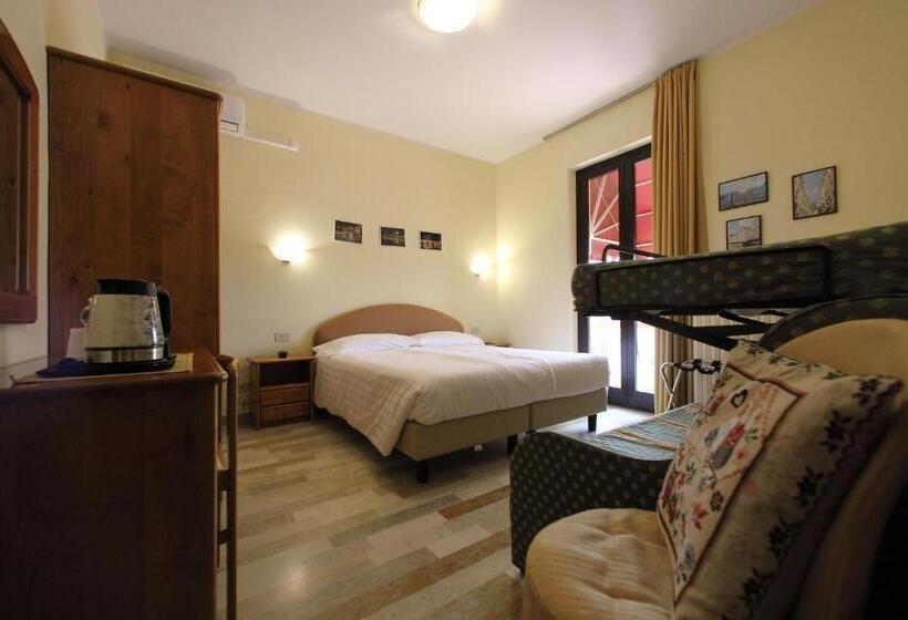 Четырехместный Номер Классик, Primavera