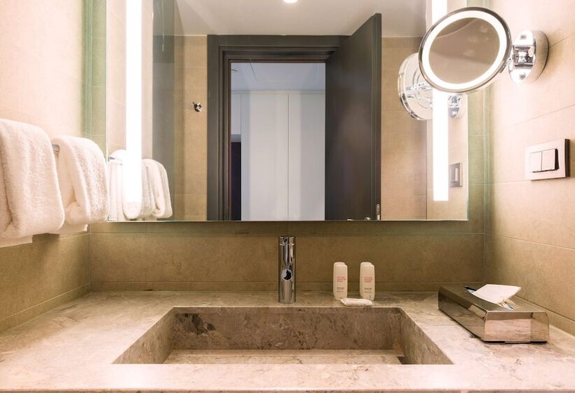 اتاق استاندارد, Radisson Hotel Dakar Diamniadio