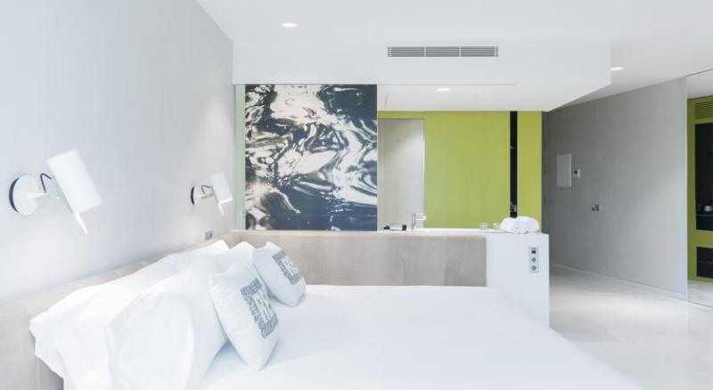 اتاق لوکس, Rec Barcelona Adults Only