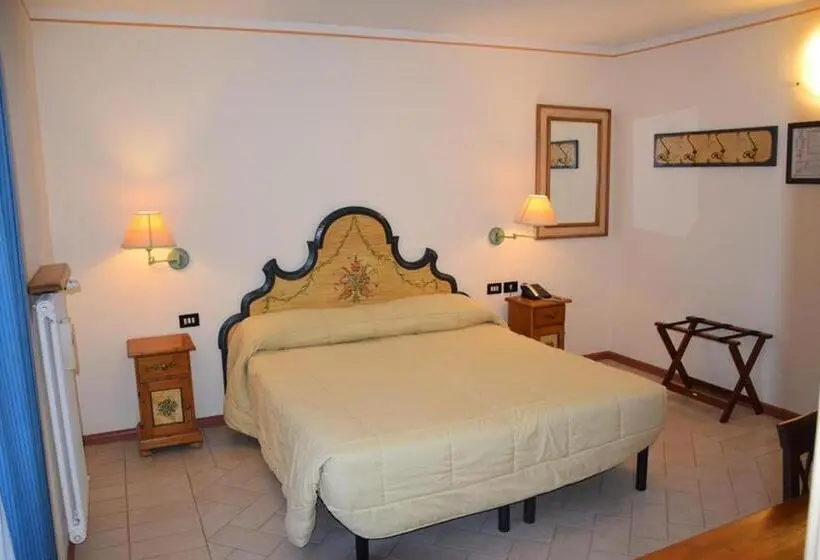 اتاق استاندارد با چشم‌انداز کوهستان, Park Hotel Mater Dei