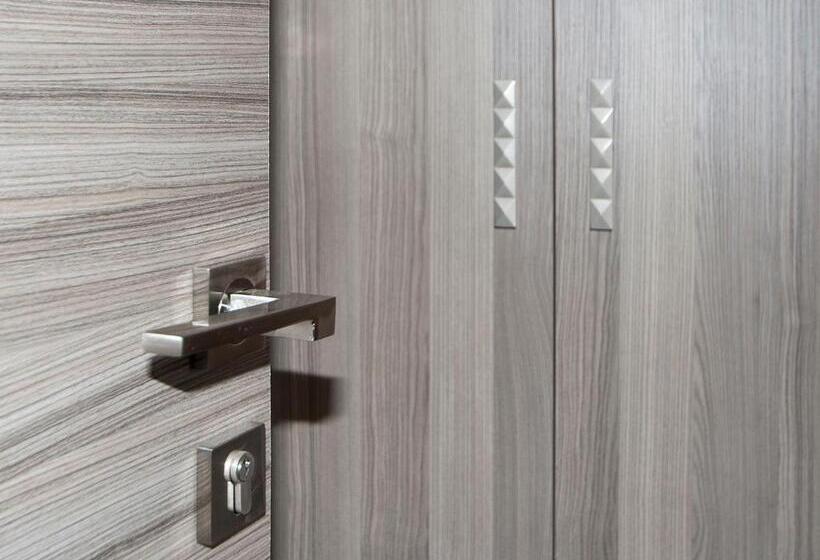 スタンダードルーム, Pension Avocado