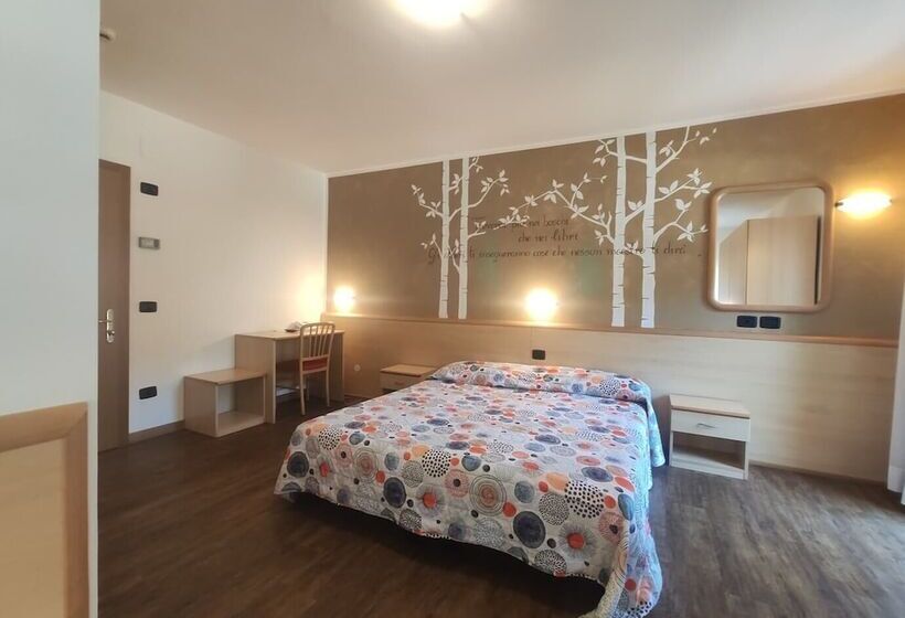 חדר סטנדרט, Pier