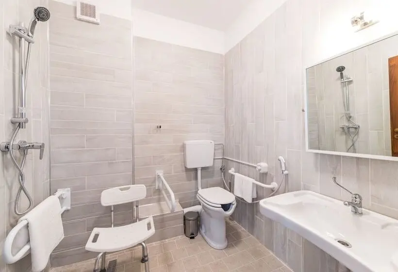 Standard-invahuone, Residence Il Lago