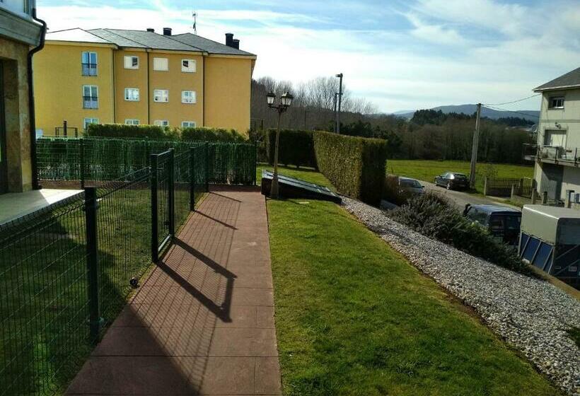 Апартаменты 2 Спальни, Alojamientos Barreiros 3000