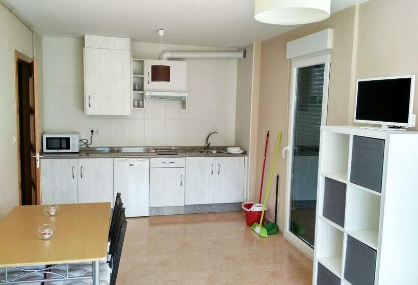 Апартаменты 2 Спальни, Alojamientos Barreiros 3000