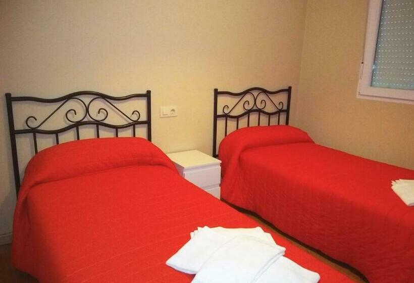 Апартаменты 2 Спальни, Alojamientos Barreiros 3000