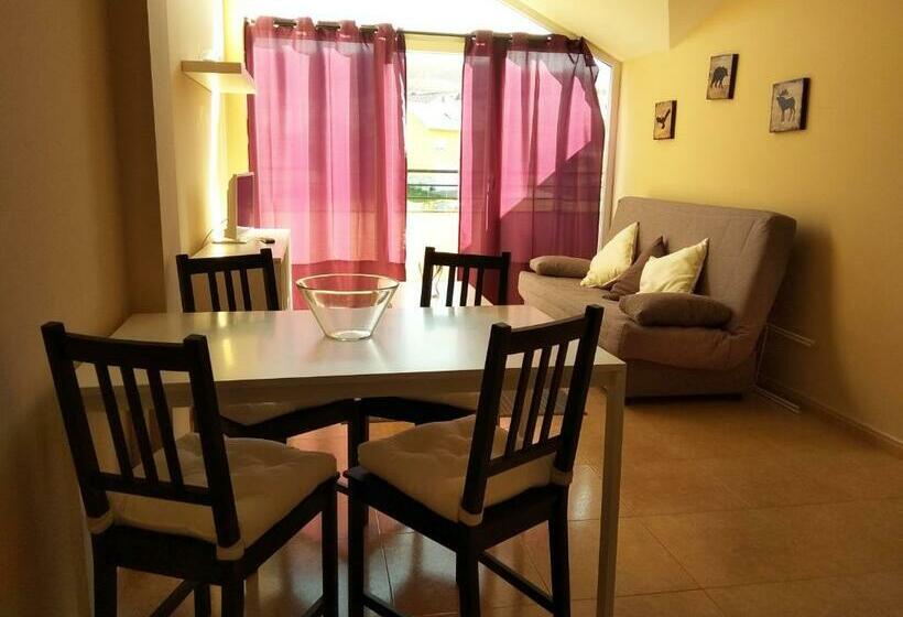 Апартаменты 2 Спальни, Alojamientos Barreiros 3000