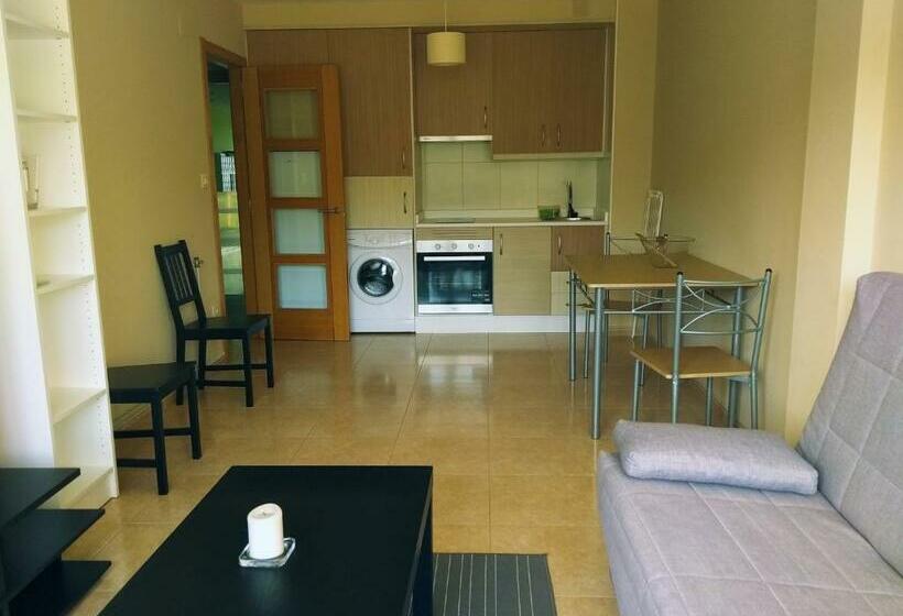 Апартаменты 2 Спальни, Alojamientos Barreiros 3000