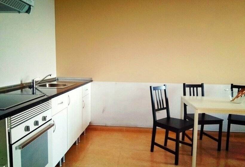 Апартаменты 2 Спальни, Alojamientos Barreiros 3000