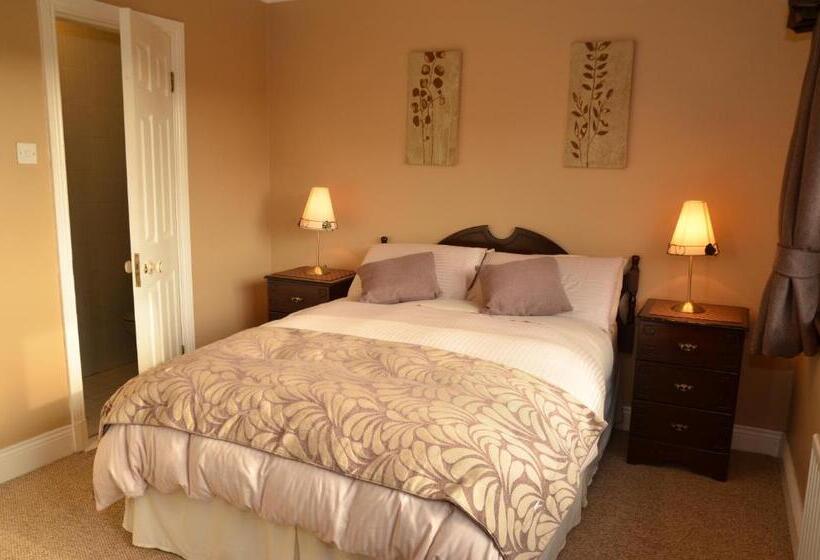 Номер Стандарт Вид на Горы, Dunross House B&b