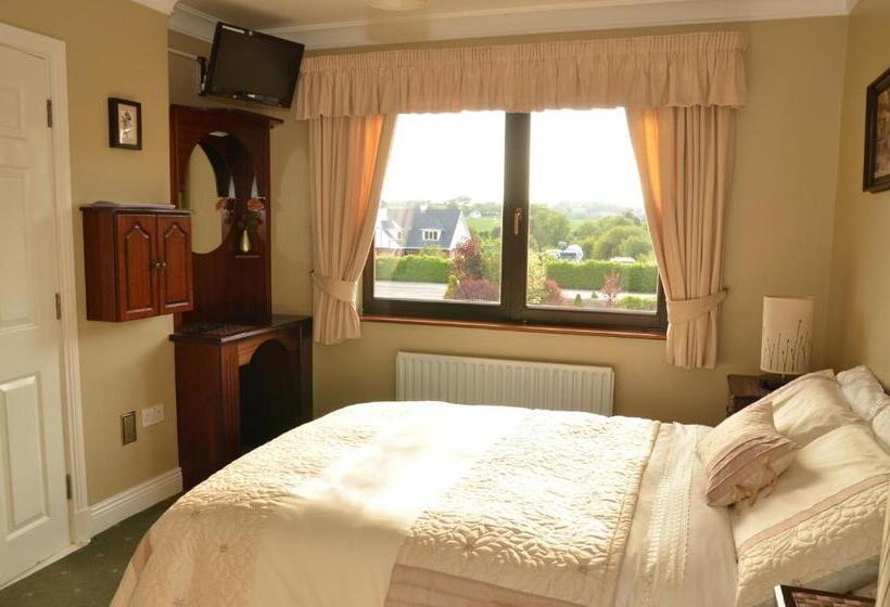 스탠다드 룸 산 전망, Dunross House B&b