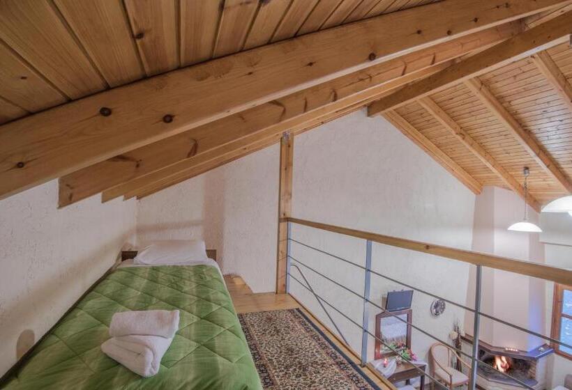 شقة غرفة واحدة, Mesostrati Guesthouse