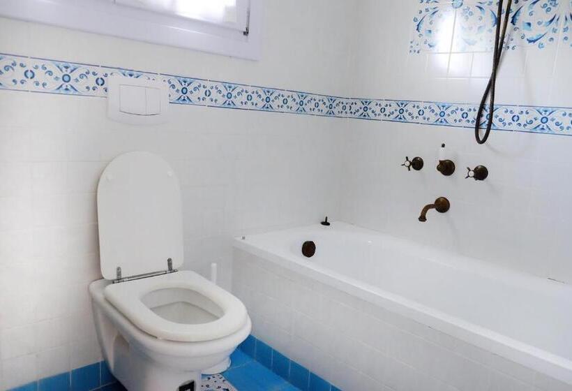 스탠다드 룸 산 전망, Pietrasanta