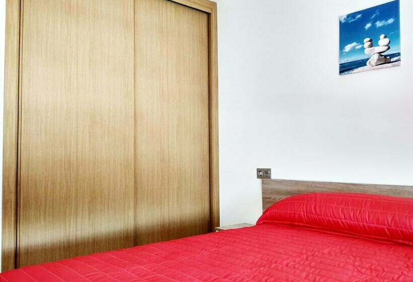 Apartamento 2 Dormitórios, Apartamentos Illa de Arousa 3000