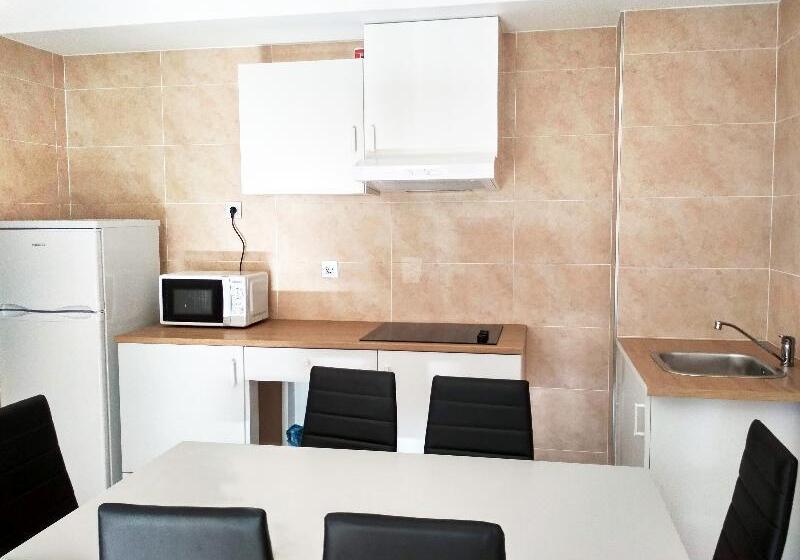 Apartamento 2 Dormitórios, Apartamentos Illa de Arousa 3000