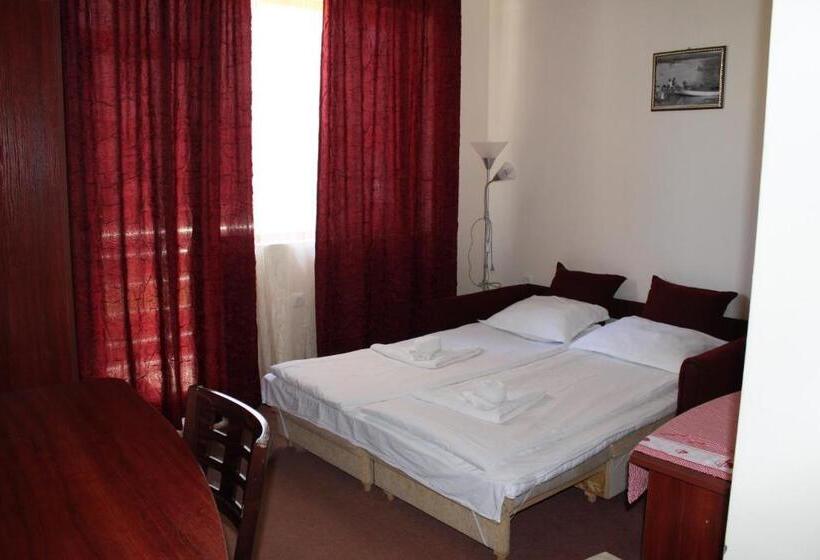 Апартаменты 1 Спальня с Балконом, Guest House Bordo