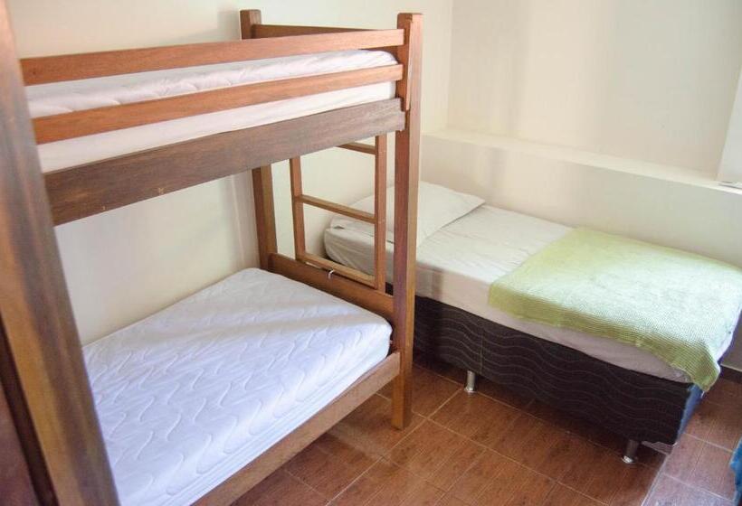 共用房间的床, Ilha Hostel